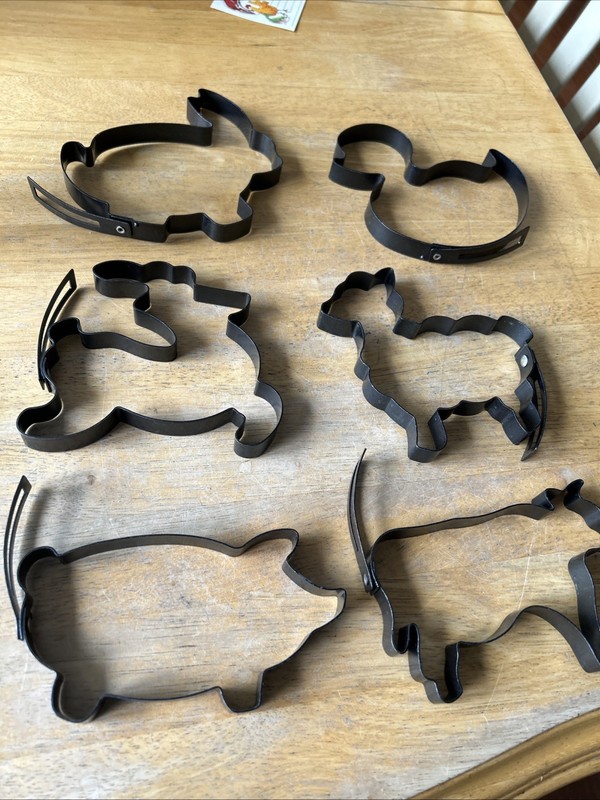 Vintage  Farm Animals Pancake Molds Animals Pig Lamb Cow Rabbit Duck Deer