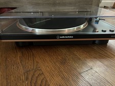 Audio-Technica AT-LP70X Fully Automatic Belt-Drive Turntable Black/Bronze