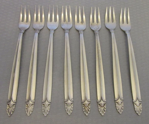 International Sterling Silver EMPRESS 1932 Cocktail Seafood Oyster Fork Set 8