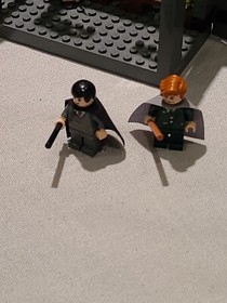 Lego Harry Potter #4752, Professor Lupin's Classroom - Complete 