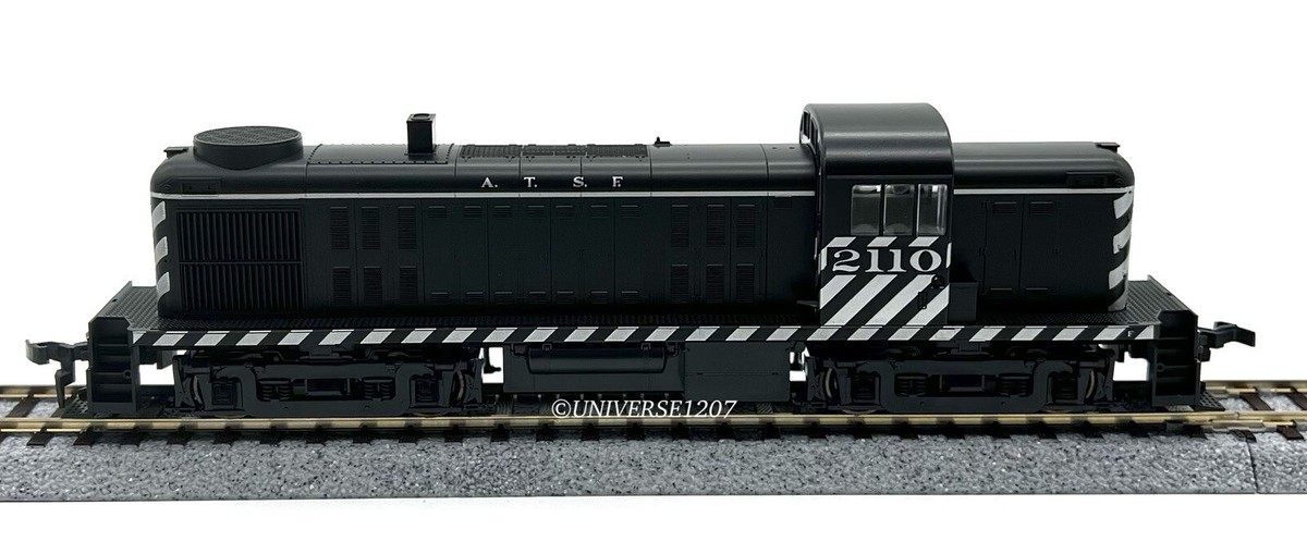 HO Kato 37-2502 Alco RS-2 ATSF Santa Fe #2110 NIB Diesel