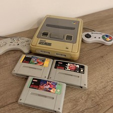 Nintendo Super Nintendo SNES PAL Console Bundle 3 Games 2 Controllers