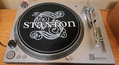 STANTON STR8-60 TURNTABLE needs counterweight  no dustcover