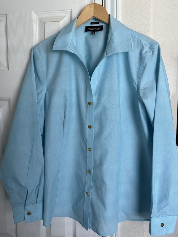 Jones New York Plus 16W Blue Solid Non-Iron Collared Long Sleeve Button-Up