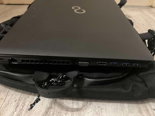 Fujitsu Lifebook A555 - 15,6" - Intel i3 - 8GB RAM - 250GB SSD - USB3 - Win11Pro - Bild 10 von 14