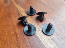 RENAULT 5 GT TURBO NEW ORIGINAL BONNET MATTING FIXING FITTING MOUNTING CLIPS (5)