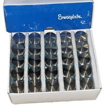 (25) Swagelok SS-8-P Stainless Steel 1/2" NPT Pipe Plug – Lot of 25 – NEW Thread