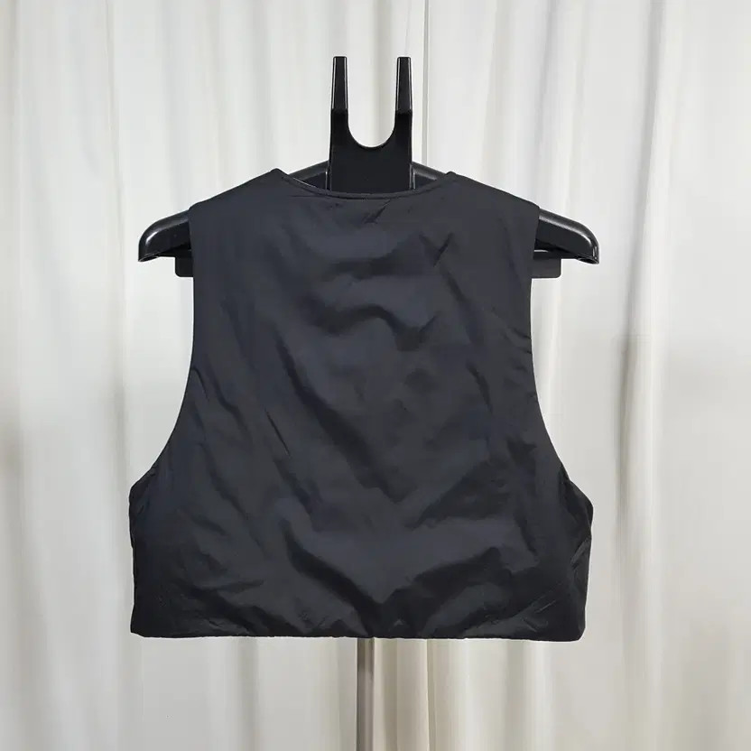 adidas Women's MYSHELTER Reversible Puffer Vest 90 Oil Market