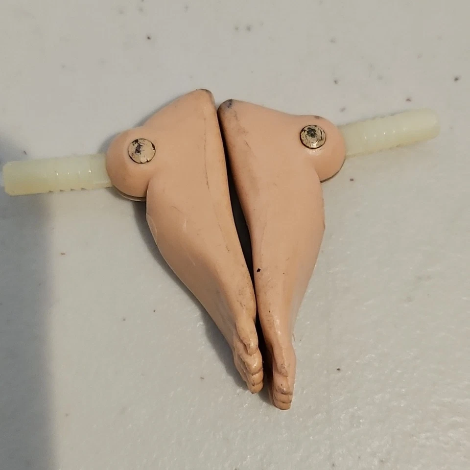  GI JOE 1964-70's Right And Left Feet (B) - Image 4 of 4