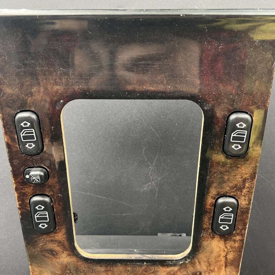 2003-2005 Mercedes Benz ML350 Center Console Shifter Bezel A1638206910 Foto 3 de 4