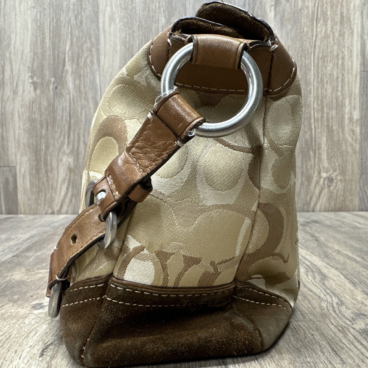 Coach Chelsea Optic Signature Shoulder Bag (D06k-10142) | eBay Coach Chelsea Optic Signature Shoulder Bag (D06k-10142) | eBay