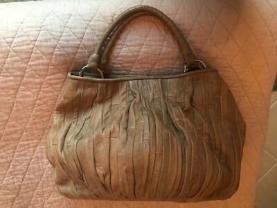 Wunderschöne Mui Mui Ledertasche