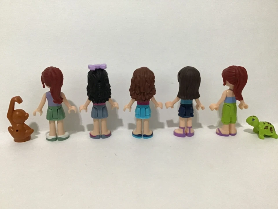 LEGO Friends 41115, 41124, 41125, 41128, 41059, Minifig Emma, Mia,Olivia, Sophie - Image 3 of 3