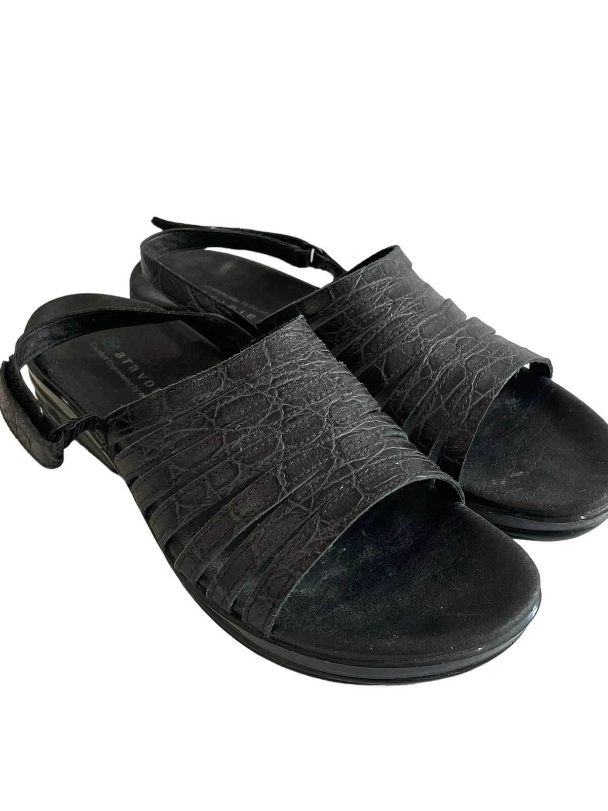 Aravon New Balance Combination ultimi sandali in pelle nera con cinturini 8D