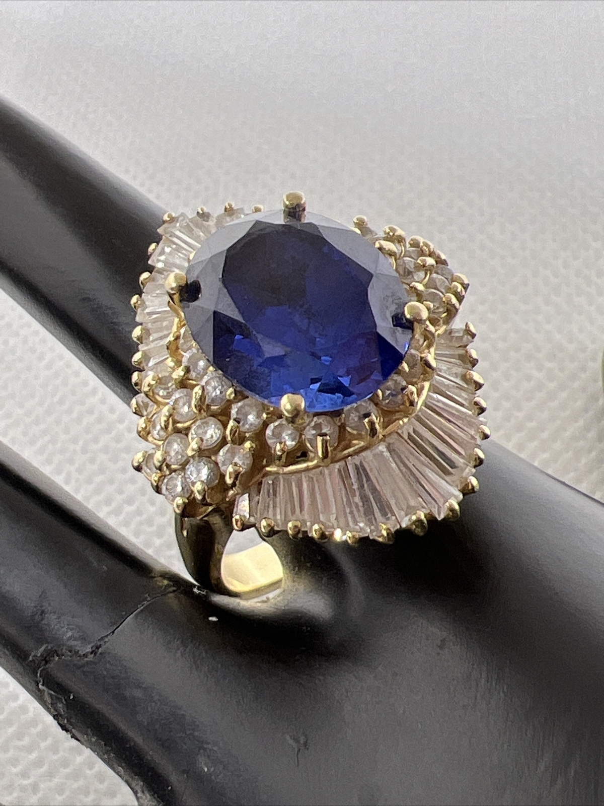IMPRESSIVE Solid 14K Yellow Gold Created Sapphire… - image 9