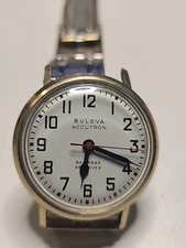 10k  Bulova ACCUTRON "Railroad Approved" 1960's Tunning Fork Men's Watch !!