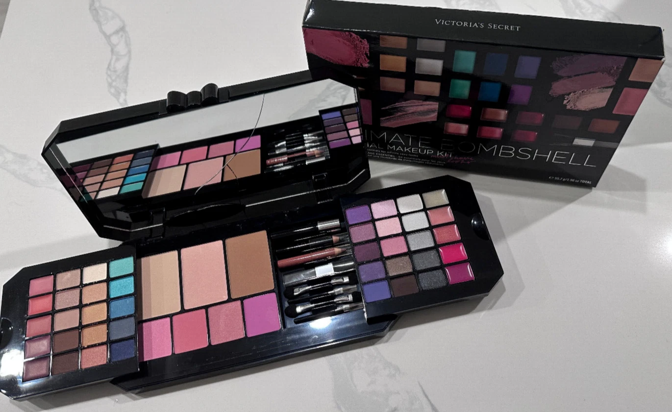 Victoria's Secret Ultimate Bombshell Essential Makeup Kit-55 Eye/Lip/Cheek