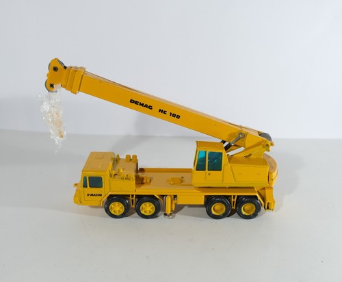 Grúa hidráulica NZG 123 Demag HC 100 construcción vehículo de juguete escala 1/50 K4. - Imagen 3 de 9