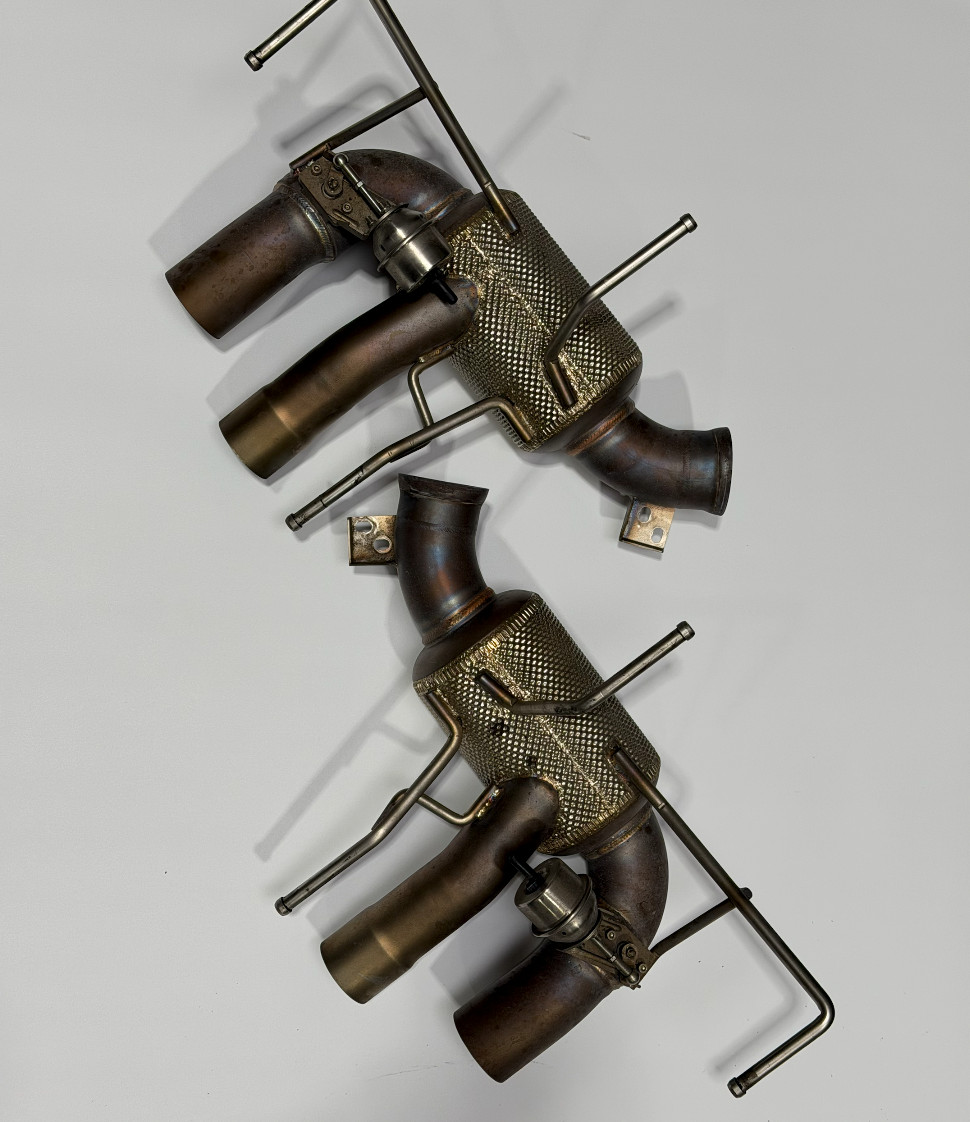 IPE Titanium Valvetronic Rear Mufflers – Ferrari 812 Superfast