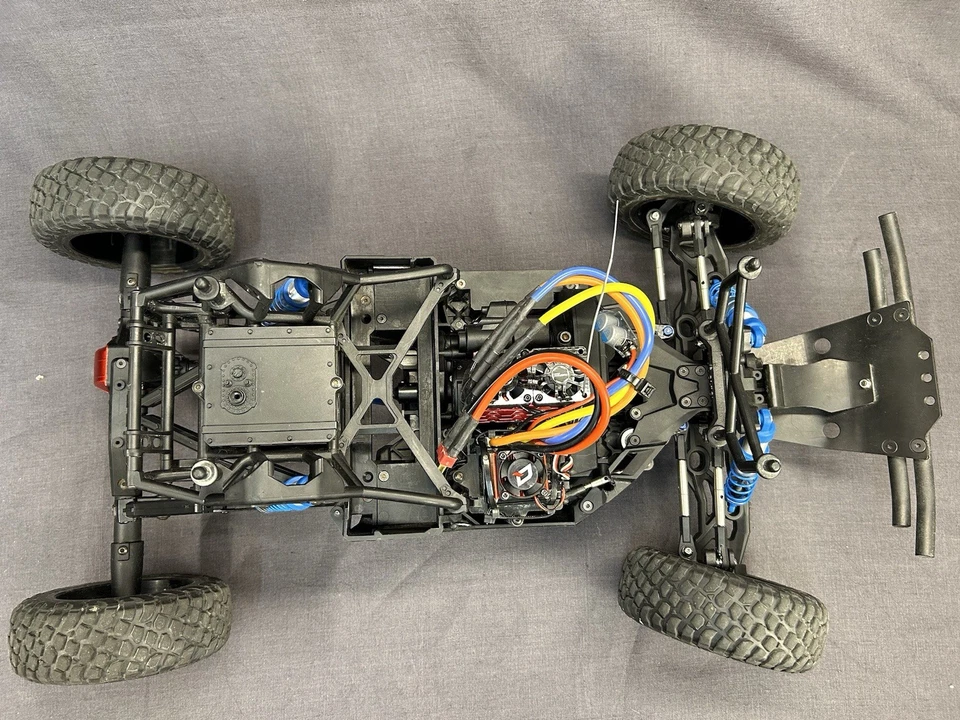 Axial Yeti Score 380 RC  With upgrades and electronics. - Bild 4 von 4