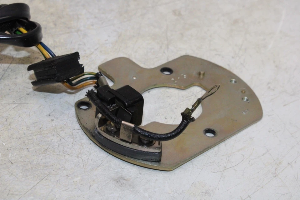 1996 SUZUKI BANDIT 600 GSF600S OEM ENGINE MOTOR COIL PICKUP PULSE PULSER SENSOR - Image 4 of 4
