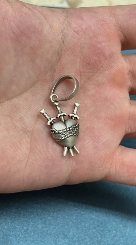 Three of Swords Heart Chains Pendant Gothic Tarot Pendant – Sterling Silver 6.4g - Image 3 of 3