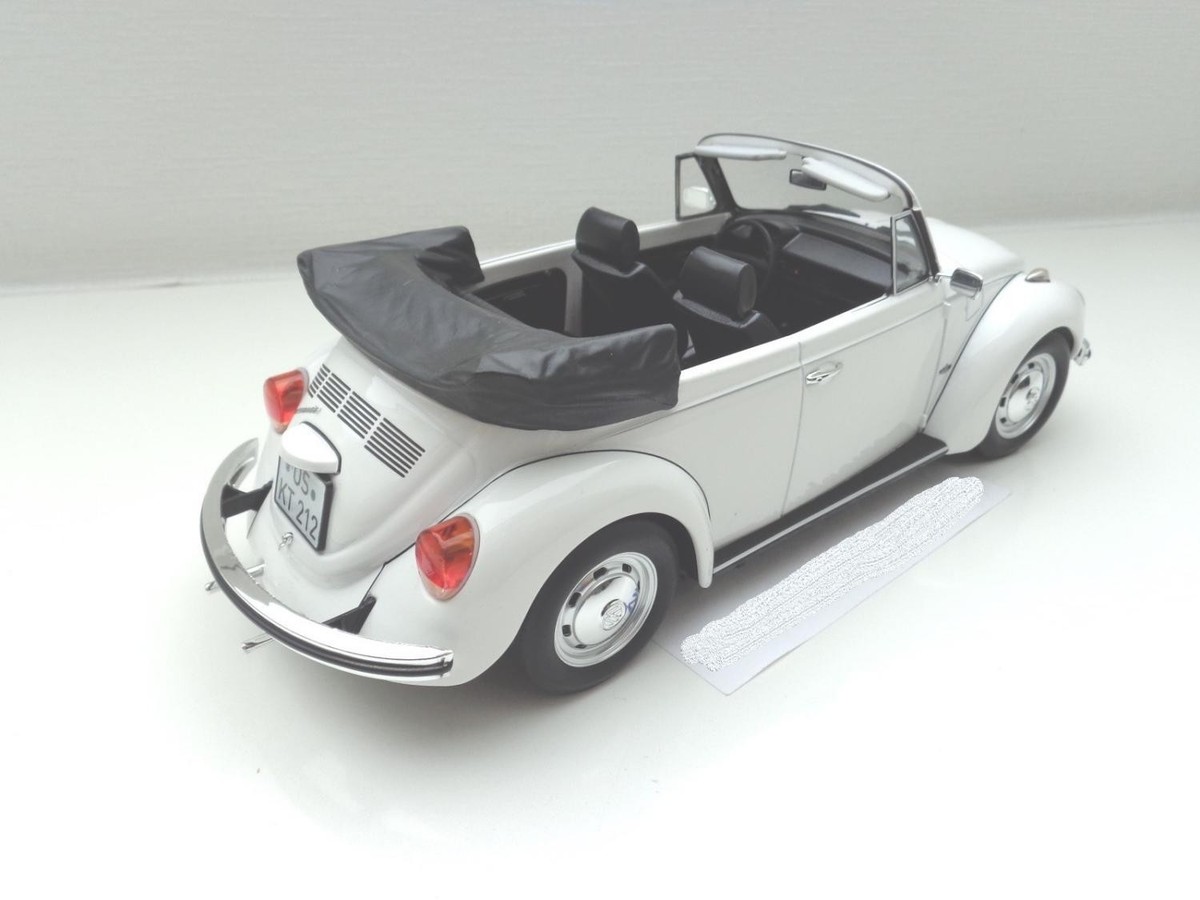MINICHAMPS ミニチャンプス VW 1303 Cabriolet 1972 VOLKSWAGEN Beetle 1303 Cabriolet White 1/18 Diecast