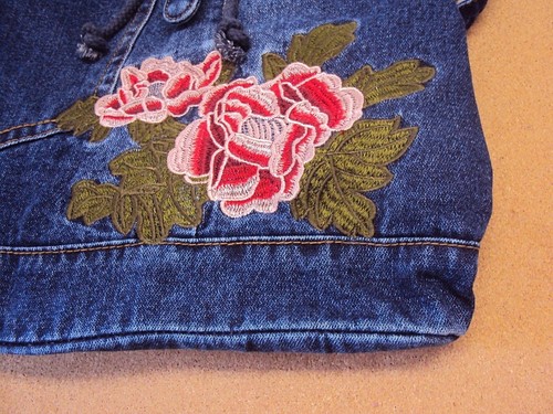 Donna Slavato Denim Jeans Carino Ricamato Floreale Grande Borsa Zaino - Picture 2 of 11