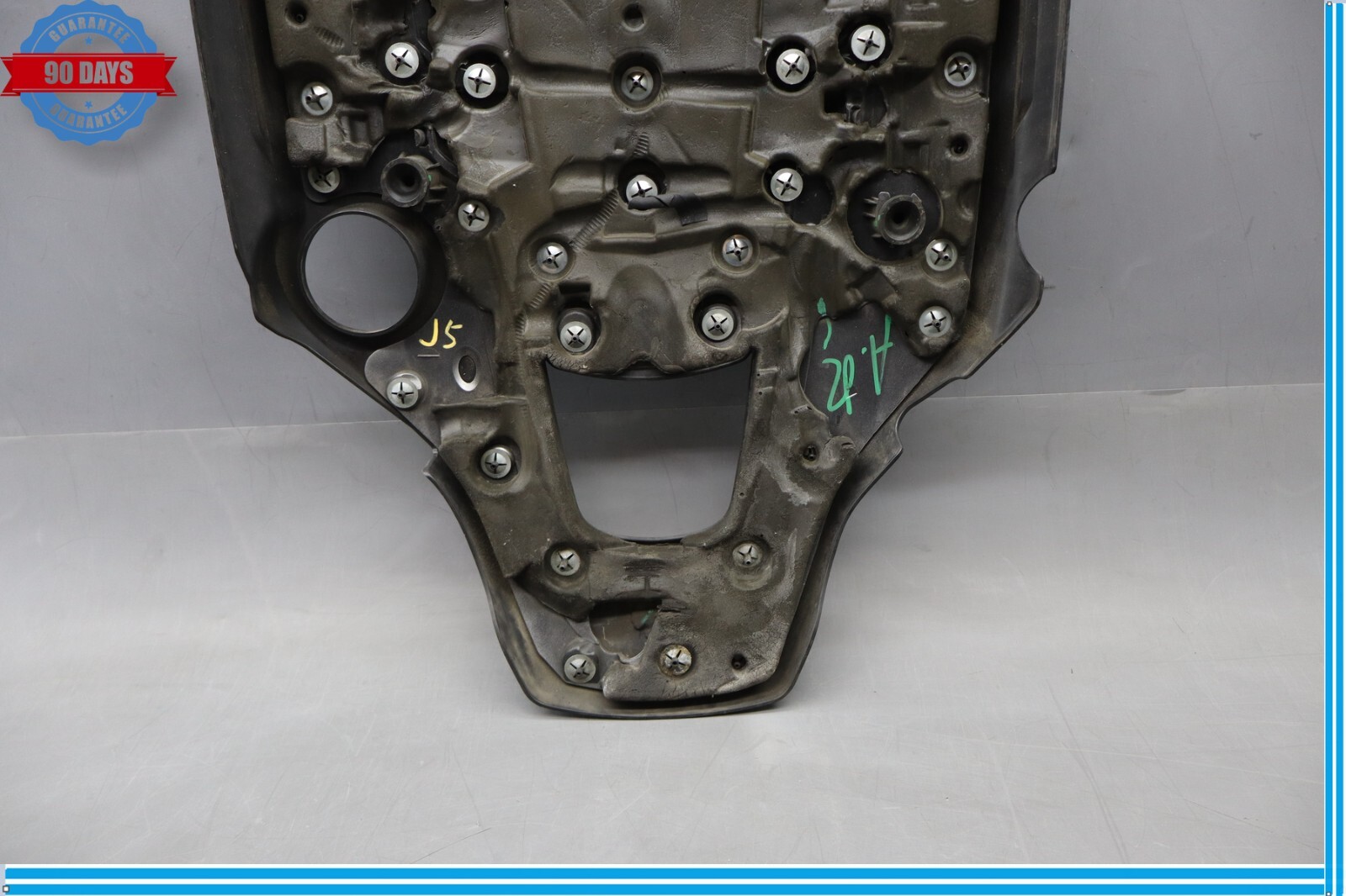 Maserati Ghibli 2014-2017 Engine cover shield