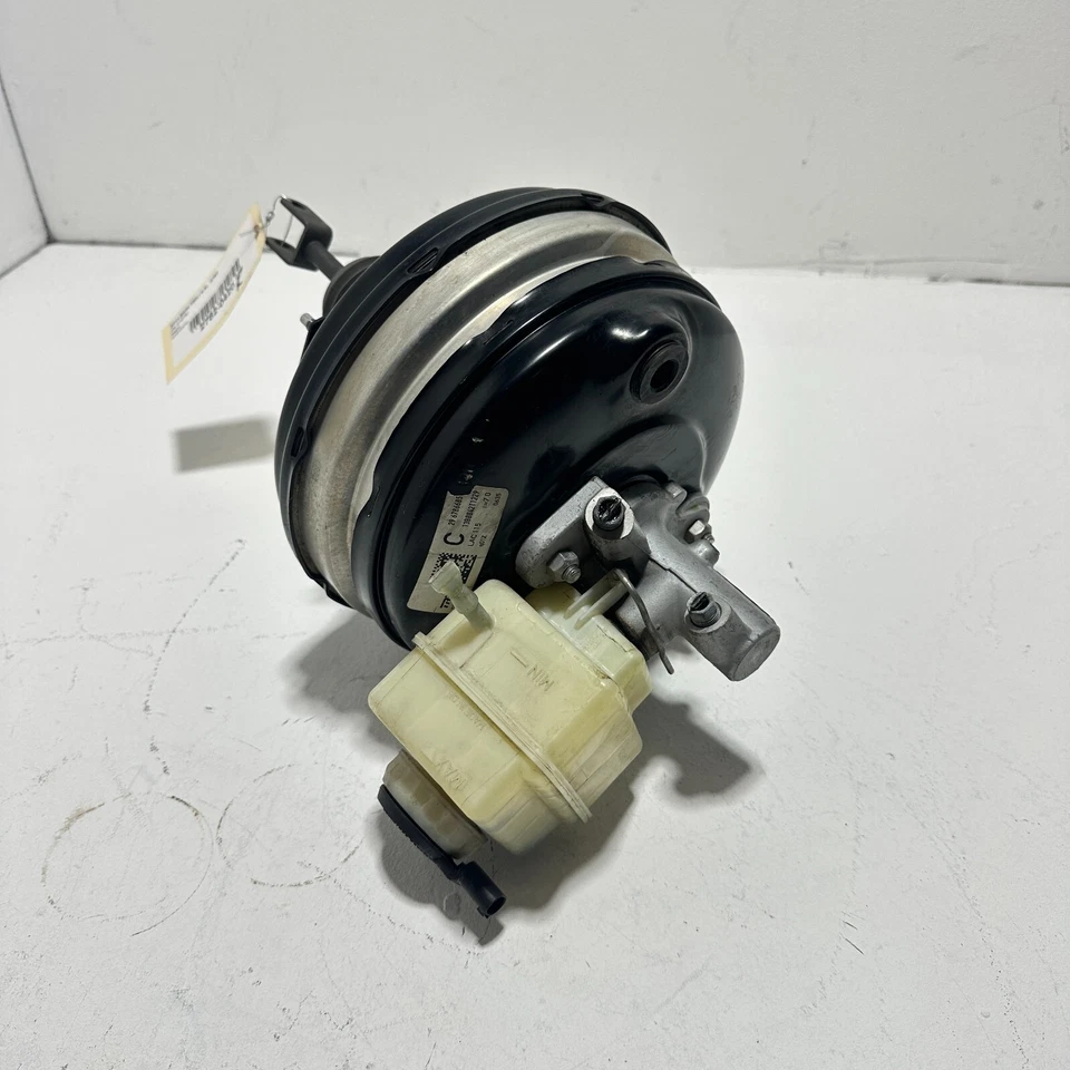 Potenciador de freno eléctrico con tanque de cilindro maestro BMW 750LI 4,4 L 2009-2015 OEM Foto 2 de 4