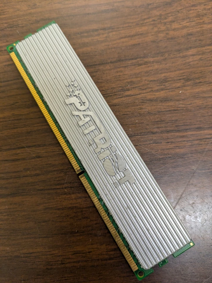 Patriot 4GB (2x2GB) PDC34G1333LLK DDR3-1333 Desktop  - Image 3 of 3