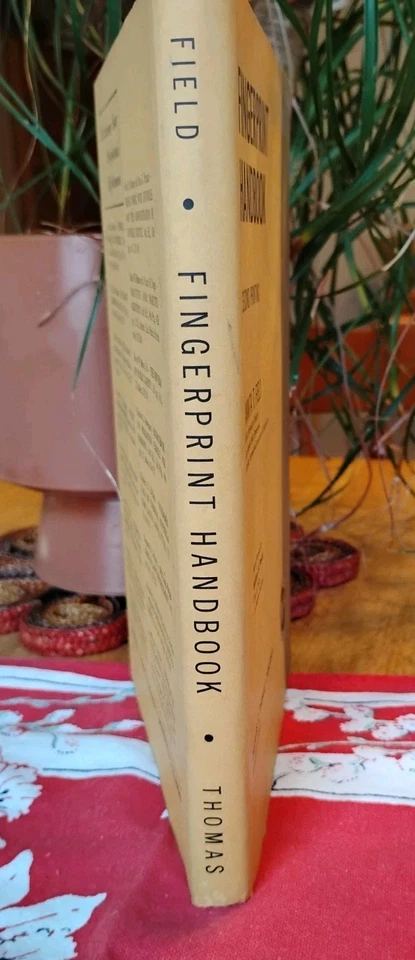 The Fingerprint Book VTG 1st Ed,/2nd Print '71 Annita Field Rare Forensic - Image 2 of 4