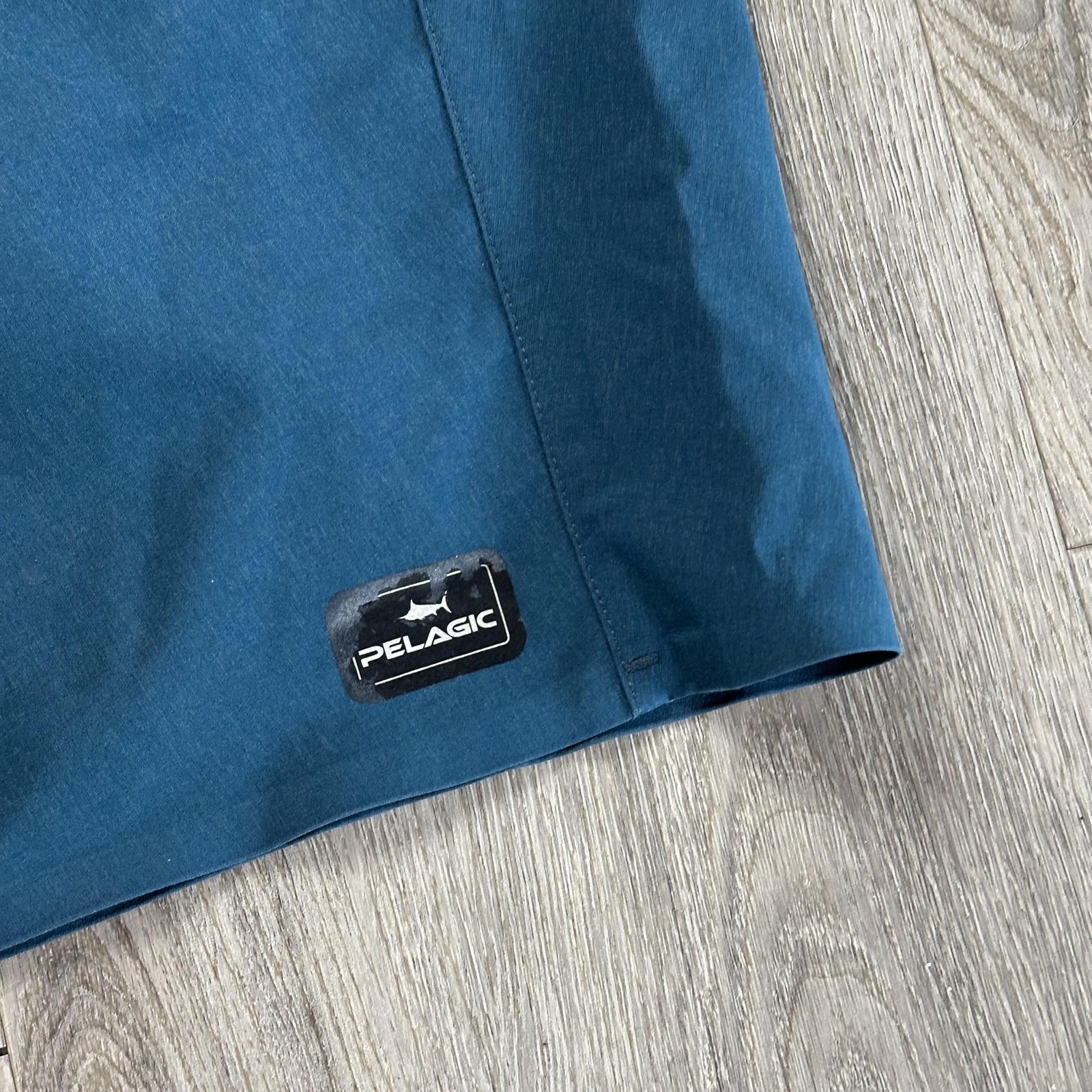 Pelagic Pinnacle Hybrid Shorts Mens 34 Blue Fishing Quick Dry Stretch Zip Pocket