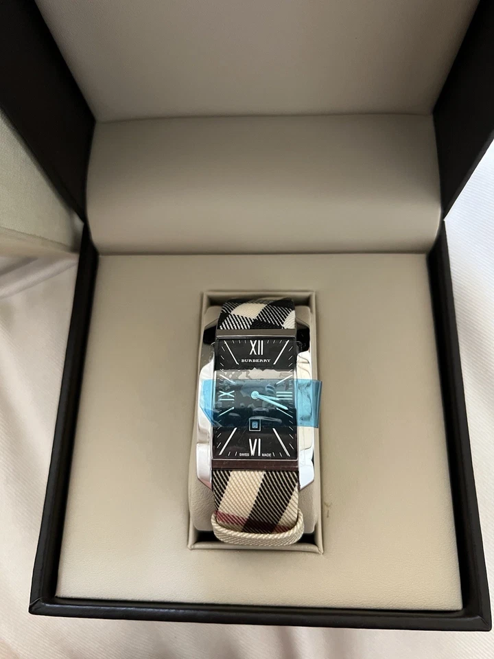  Burberry Watch NEW BU1058 - Image 2 of 4