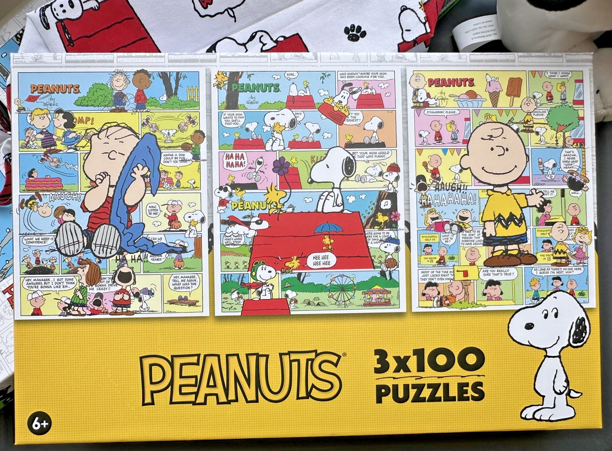 Peanuts Snoopy Holiday 300pc Jigsaw Puzzle- comic stripe fun Xmas