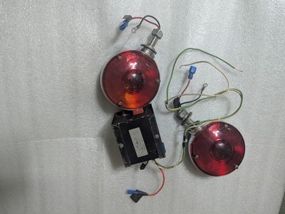 AS IS Able 2 Sho-me Red Light emergency FOR PARTS ONLY WATCH VIDEO NO RETURNS