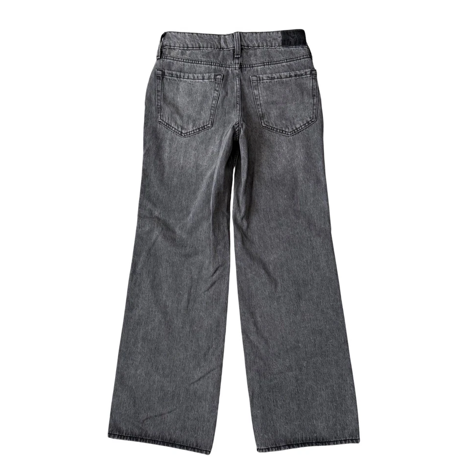 Hollister Low-Rise Baggy Jeans – Women's 000 W23 Regular – Gray Washed Denim - Image 2 of 4