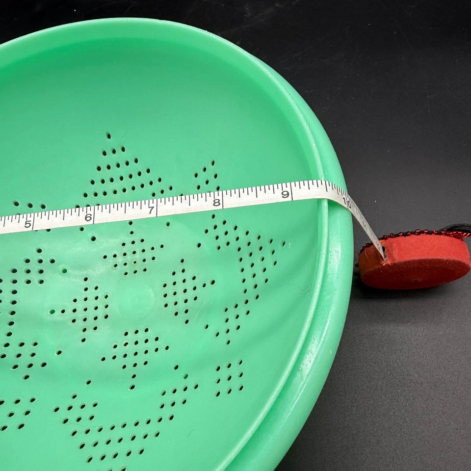 Tupperware Green Colander Vintage USA Starburst Strainer Midcentury Jade Green - Image 3 of 4