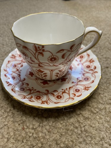 Vintage Royal Crown Derby Bone China Tea Cup & Saucer - Picture 2 of 8