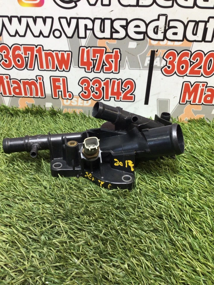 ✅ Carcasa de bomba de agua Nissan Sentra 2017 Pn:11060-3RC1A OEM Foto 3 de 4