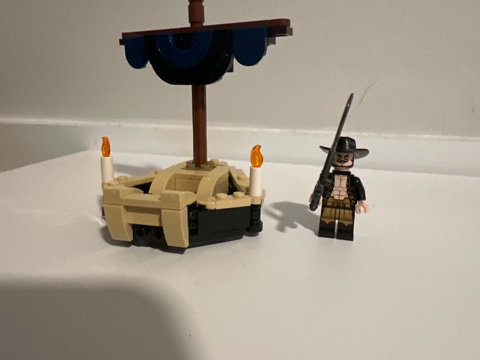 LEGO ONE Piece: The Baratie Mihawk & Boat (75640) Foto 2 de 4