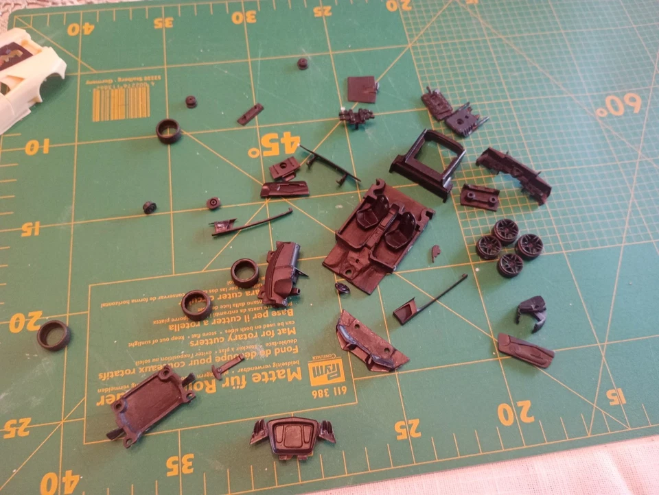 Lamborghini Murcielago LP670 SV 1/43 kit open close no looksmart eidolon - Immagine 3 di 4