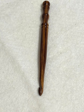 Beautiful Hand carved MARBLE WOOD YARN CROCHET HOOK size K