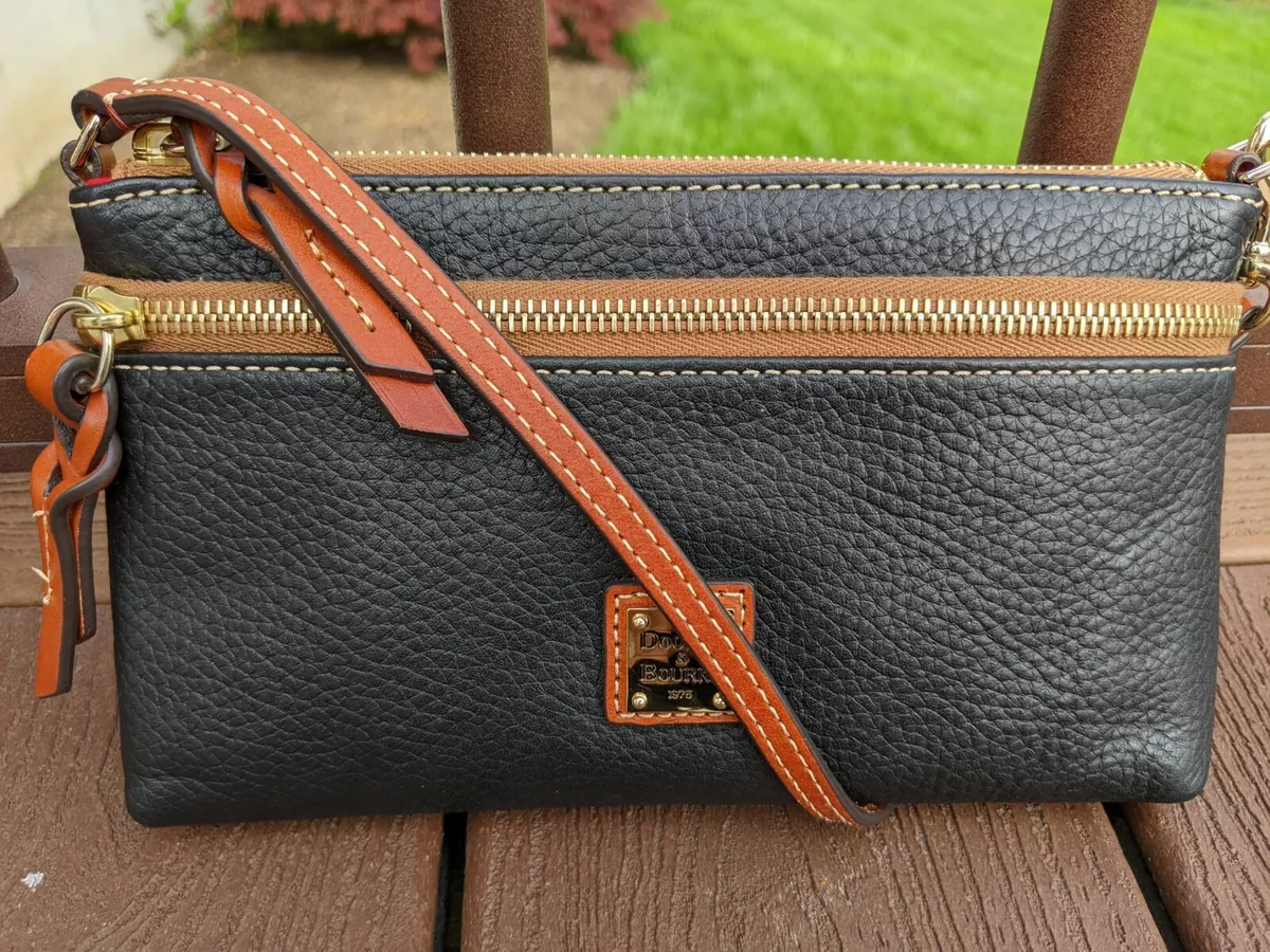 Dooney & Bourke Pebble Grain Top Zip Card Case Wristlet