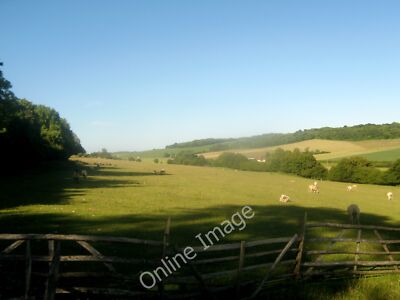 Foto 6x4 Blick auf Elham Valley Lodge Lees vom Elham Valley Way aus gesehen c2010