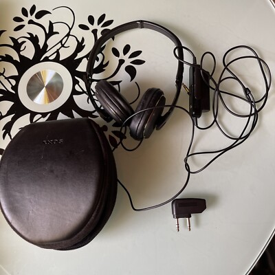 Sony MDR-NC40 Ultra Lightweight Noise Canceling Headphones