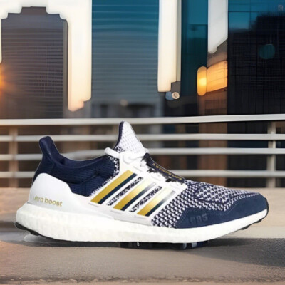 A D I D A S  Ultraboost 1.0 Georgia Tech Running Shoes White Blue HQ5882 Sz 7 US