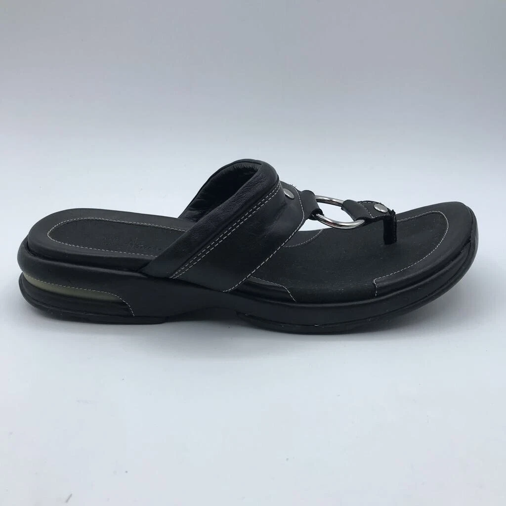 Cole haan thong sandals sale
