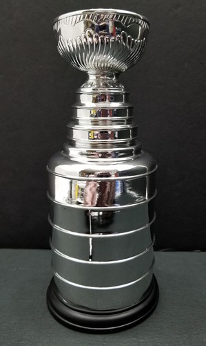 BRYAN TROTTIER Signed 1983 New York Islanders 8" Stanley Cup Trophy Replica Read - Picture 7 of 13