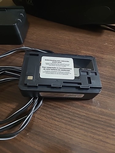 GE CG732 Camcorder Video Camera Battery Charger Included Needs Working Batt. - Picture 4 of 12